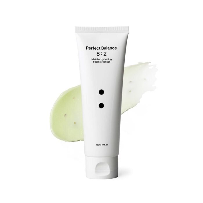 Matcha Hydrating Foam Cleanser 120ml - Image 1