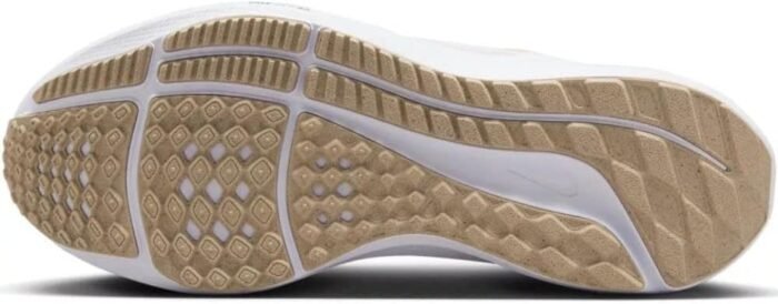 Nike Women's Sneaker - Image 5