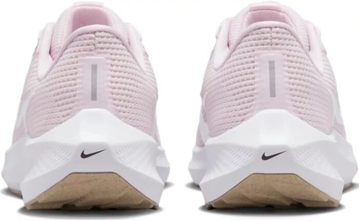 Nike Women's Sneaker - Image 4