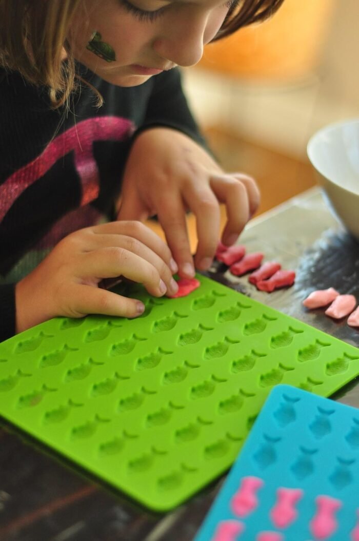 Trusty Goods' Gummy Fish Silicone Candy - Image 6